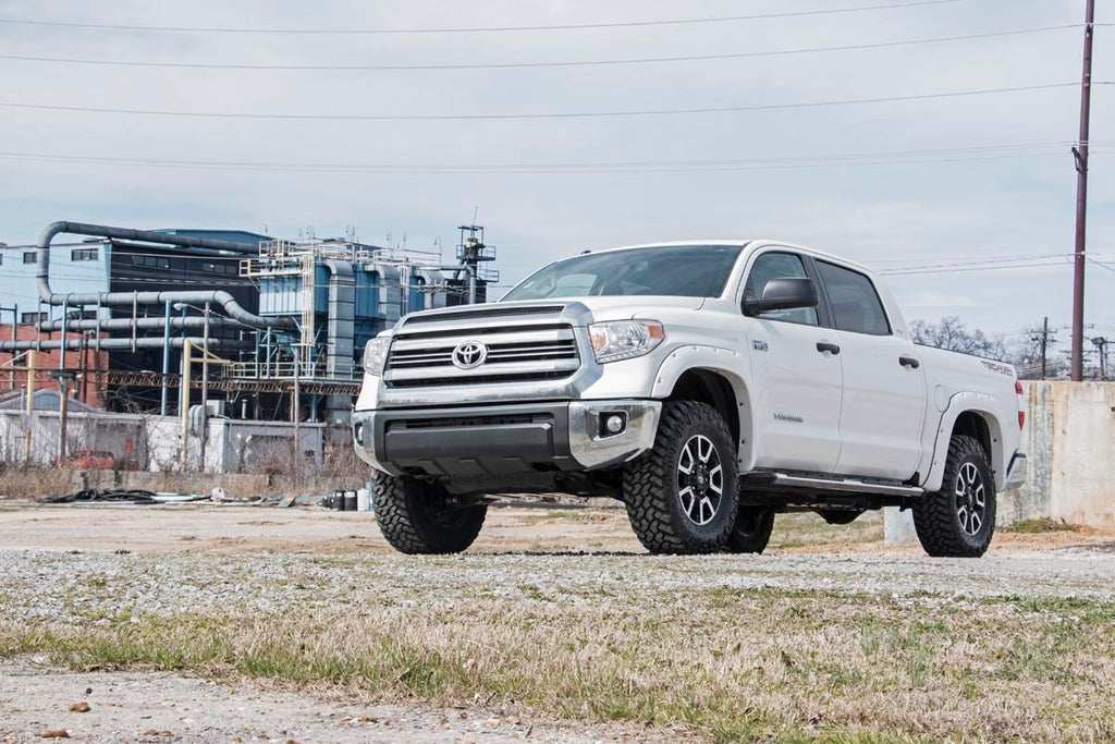 Rough Country Leveling Kit 2.5-3 Inch Leveling Lift Kit 07-20 Tundra 2WD/4WD Rough Country - 870