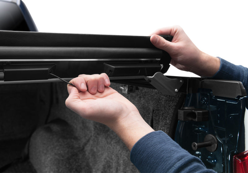 BAK Tonneau Covers - Roll Up BAK 17-20 Ford Super Duty 6ft 9in Bed Revolver X2