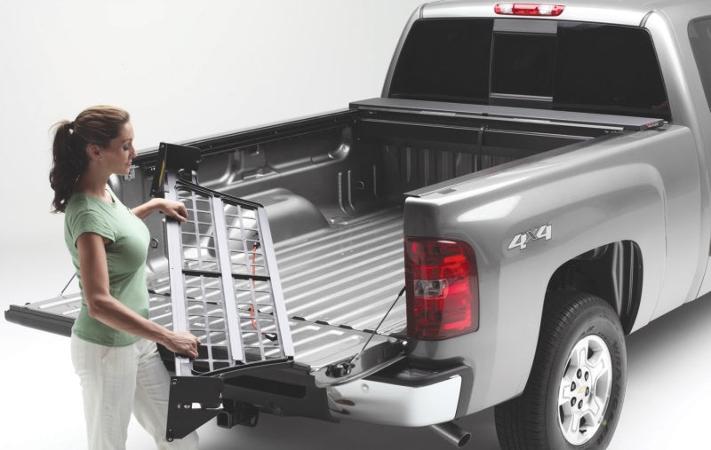 Roll-N-Lock Cargo Organization Roll-N-Lock 17-19 Ford F-250/F-350 Super Duty SB 80-3/8in Cargo Manager