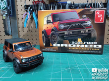 Load image into Gallery viewer, AMTlogo R8B, R8A AMT 2021 Ford Bronco 1st Edition 1:25 Scale Model Kit