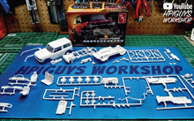 Load image into Gallery viewer, AMTlogo R8B, R8A AMT 2021 Ford Bronco 1st Edition 1:25 Scale Model Kit