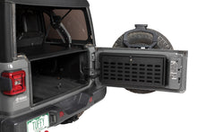 Load image into Gallery viewer, Tuffy Security Products Tailgate Organizer Tailgate Lockbox - &#39;18-23 Wrangler JL (MOLLE Panel; Black) - 365-01