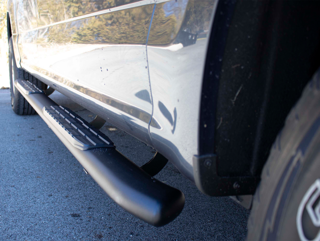 Fishbone Offroad Side Steps 15-Current F-150 Crew Cab 5 Inch Oval Side Steps Fishbone Offroad - FB21380