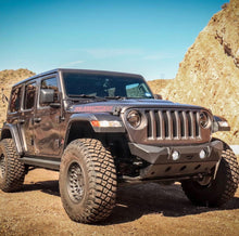 Load image into Gallery viewer, Motobilt Front Bumpers Jeep JL/Gladiator Front Bumper With Skid Plate 18+ Wrangler JL/Gladiator W/Fog Light Holes The Hammer Series Motobilt - MB1090F-MB1094