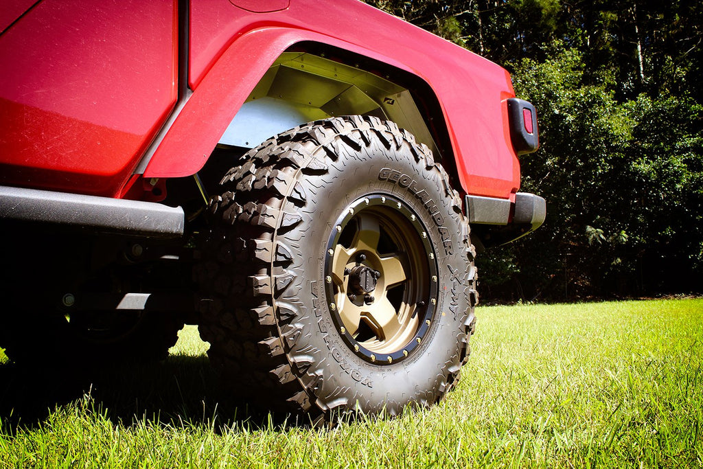 Motobilt Inner Fender Kit Rear Aluminum Inner Fenders for Jeep JT Gladiator Motobilt - MB1114