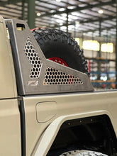 Load image into Gallery viewer, Motobilt Rocker Guards Chase Rack for JT Gladiator Motobilt - MB5064