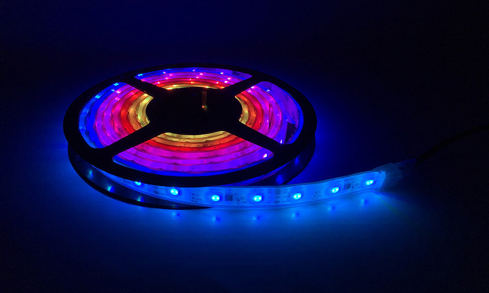Quake LED Auxiliary Light LED Strip Light HD RGB 16 Feet No Controller - QSL491
