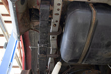 Load image into Gallery viewer, Rust Buster Frame Repair Vehicle Frame Assembly Center Unibody Stiffeners For 84-01 Cherokee XJ Rust Buster Frameworks - RB6061