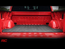 Load image into Gallery viewer, Rough Country Truck Bed Mat GM Bed Mat RC Logos 07-18 1500 / 07-19 HD PU - 6 Foot 6 Inch Bed Rough Country - RCM670