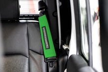 Load image into Gallery viewer, SPIDERWEBSHADE Product Green Seatbelt Silencers JT4D