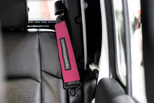 Load image into Gallery viewer, SPIDERWEBSHADE Product Pink Seatbelt Silencers JT4D