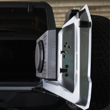 Load image into Gallery viewer, Stinger Off-Road Audio 12&quot; Swing Gate-Mounted 800 Watt Loaded Subwoofer Enclosure for 2021+ Ford Bronco - Full Sized
