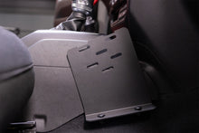 Load image into Gallery viewer, Rugged Ridge Interior Lighting Rugged Ridge 18-22 Jeep Wrangler / Gladiator Race Radio Mount
