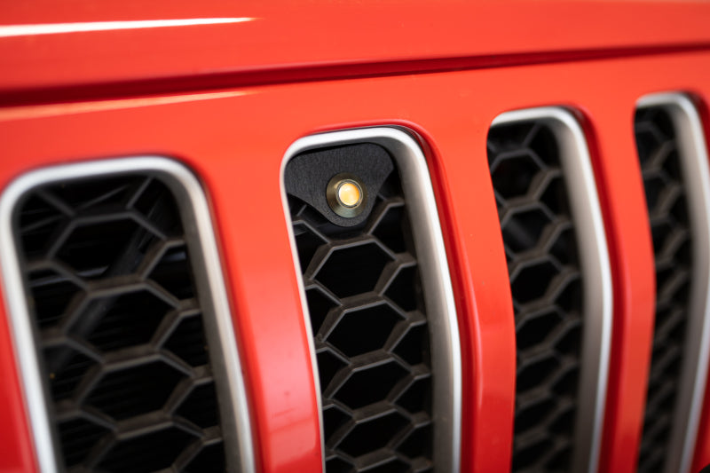 DV8 Offroad Grilles DV8 Offroad 2018+ Jeep JL Grill Amber Marker Lights
