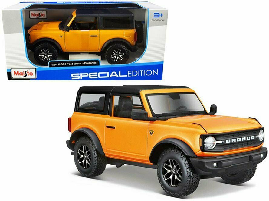Maisto MAISTO 31530 2021 FORD BRONCO BADLANDS 2 DOOR 1/24 DIECAST with BLACK TOP ORANGE