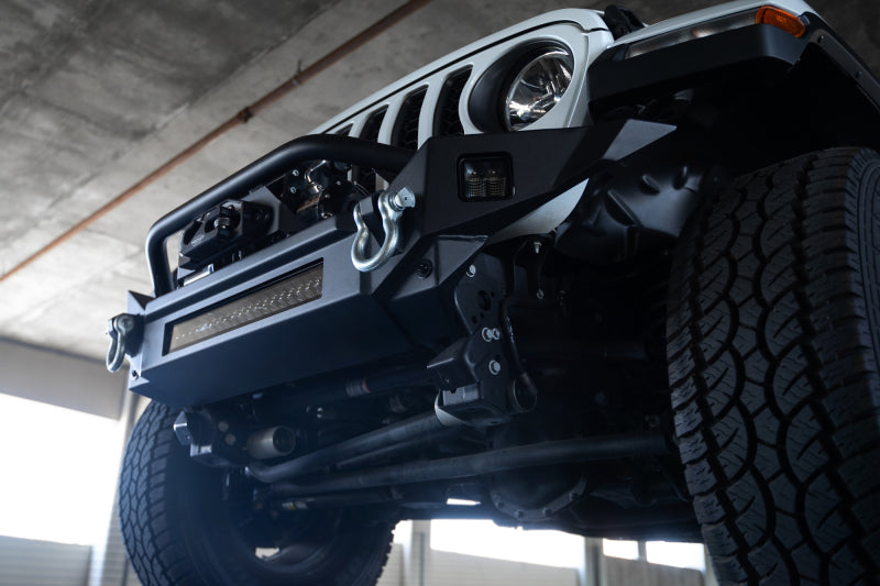 DV8 Offroad Bumpers - Steel DV8 Offroad 18-23 Jeep Wrangler JL / 20-23 Jeep Gladiator JT FS-7 Mid-Width Winch Front Bumper