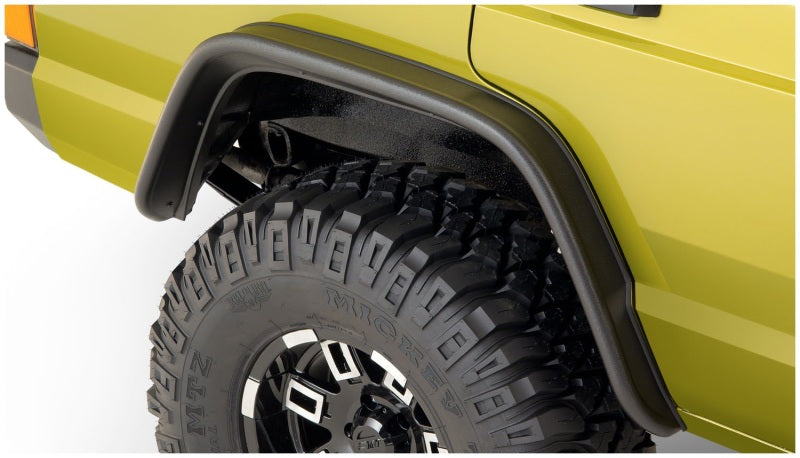 Bushwacker Fender Flares Bushwacker 84-01 Jeep Cherokee Flat Style Flares 4pc - Black