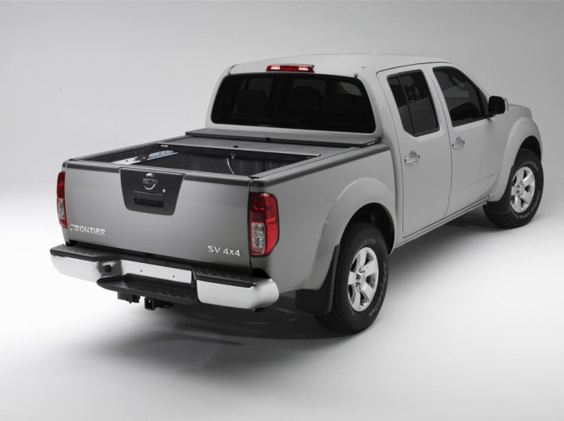 Roll-N-Lock Tonneau Covers - Retractable Roll-N-Lock 15-18 Ford F-150 SB 77-3/8in M-Series Retractable Tonneau Cover