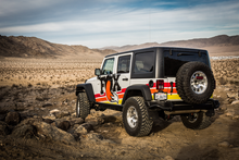 Load image into Gallery viewer, FOX Steering Stabilizer Fox Jeep TJ/LJ/XJ/MJ 2.0 Performance Series 6.2in. Smooth Body IFP Steering Stabilizer - Aluminum