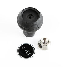 Load image into Gallery viewer, OMIX Shift Knobs Omix Shift Knob Kit D300- 80-86 Jeep CJ